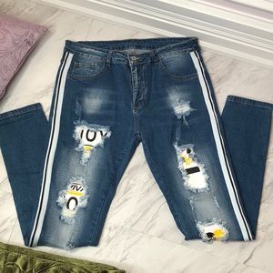 NWOT SHEIN Men’s Size 34 ripped patched Jeans